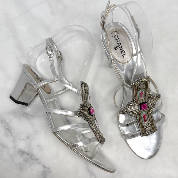 CHANEL Vintage CC Coco Mark Rhinestone Low Mid Leather Sandal Heels Silver 37.5 - Picture 1 of 15